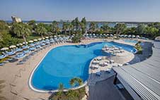 anteprima-hotel-blu-salento-porto-cesareo-piscina.jpg